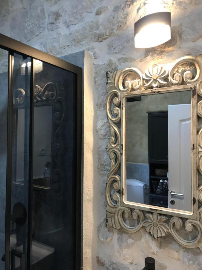 Appartamento Stone House Chiara Seaview Funtana Esterno foto