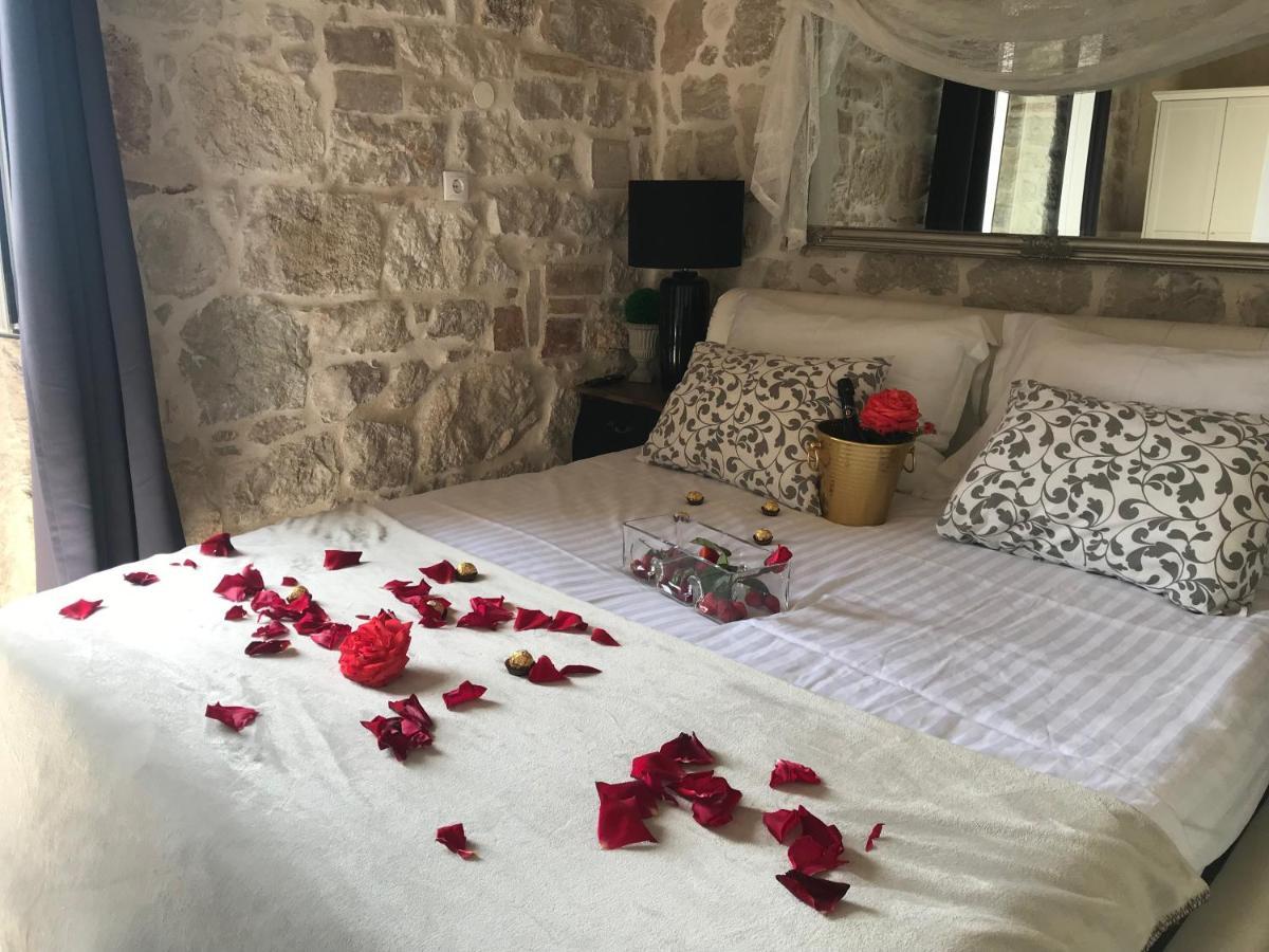 Appartamento Stone House Chiara Seaview Funtana Esterno foto