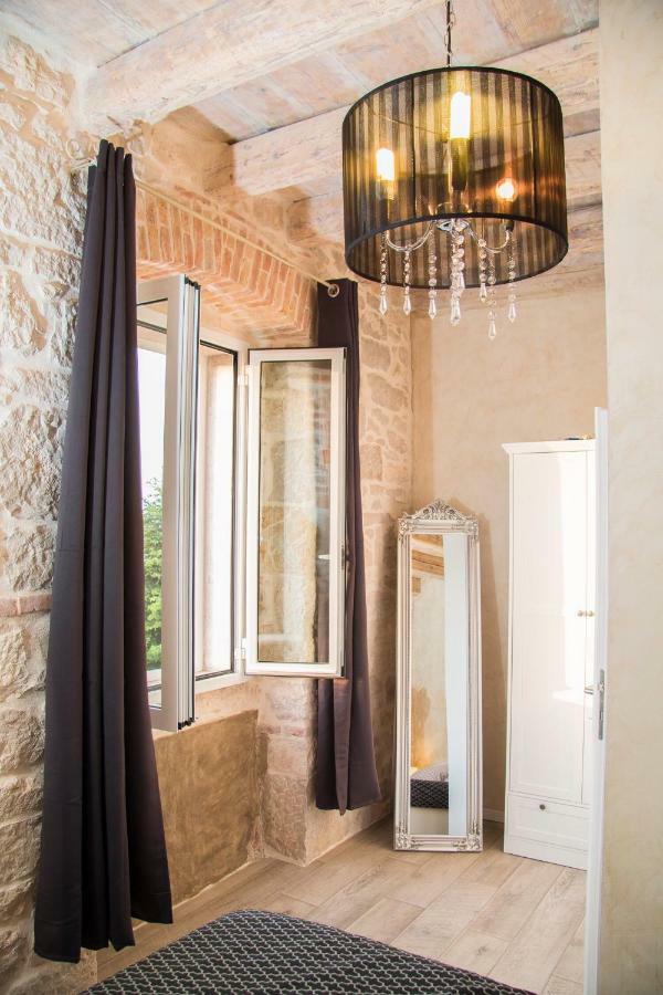 Appartamento Stone House Chiara Seaview Funtana Esterno foto