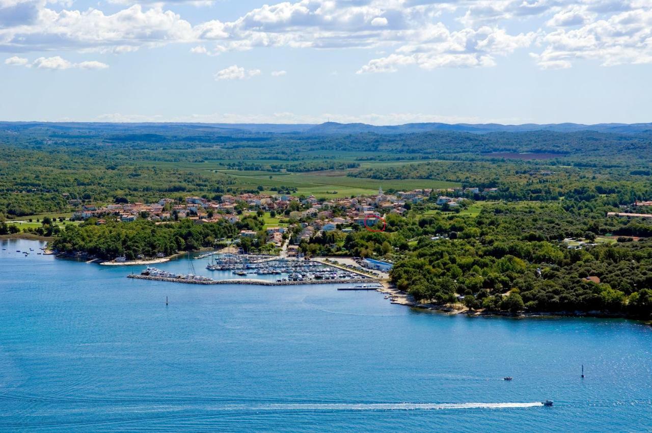 Appartamento Stone House Chiara Seaview Funtana Esterno foto